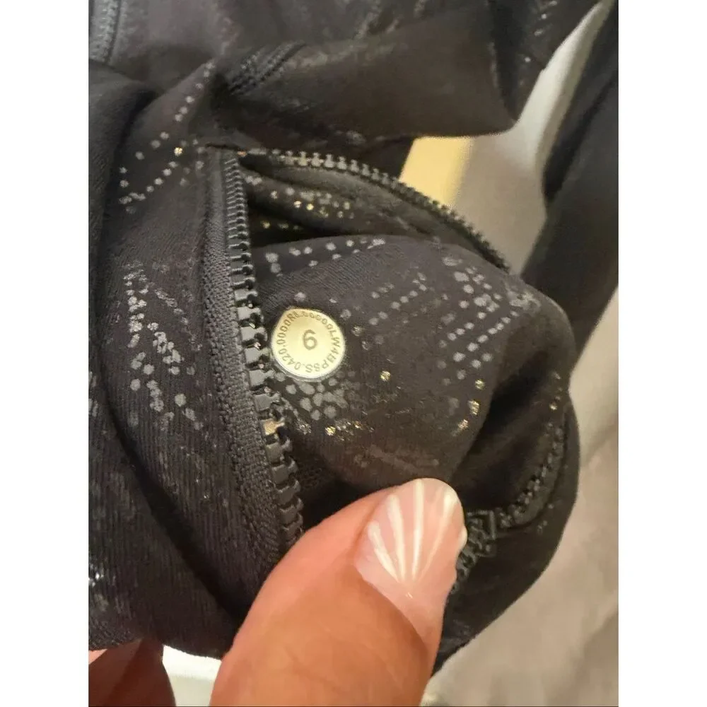 Lululemon Shine Define Jacket | Black Shine in 6